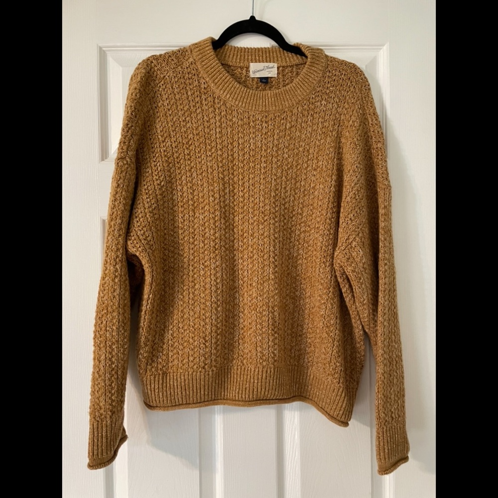 Women’s sweater